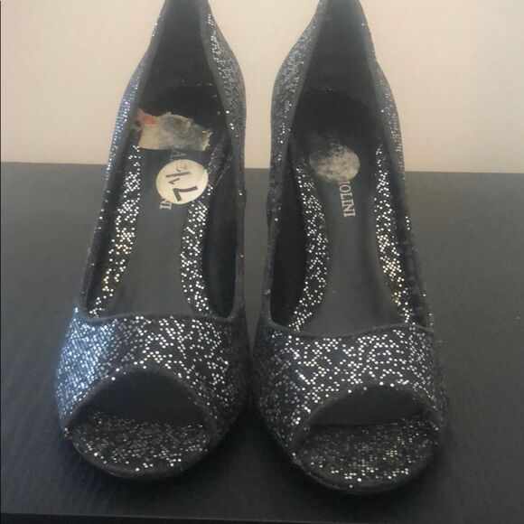 ENZO ANGIOLINI | Black and Silver Sparkly Heels - Picture 2 of 3